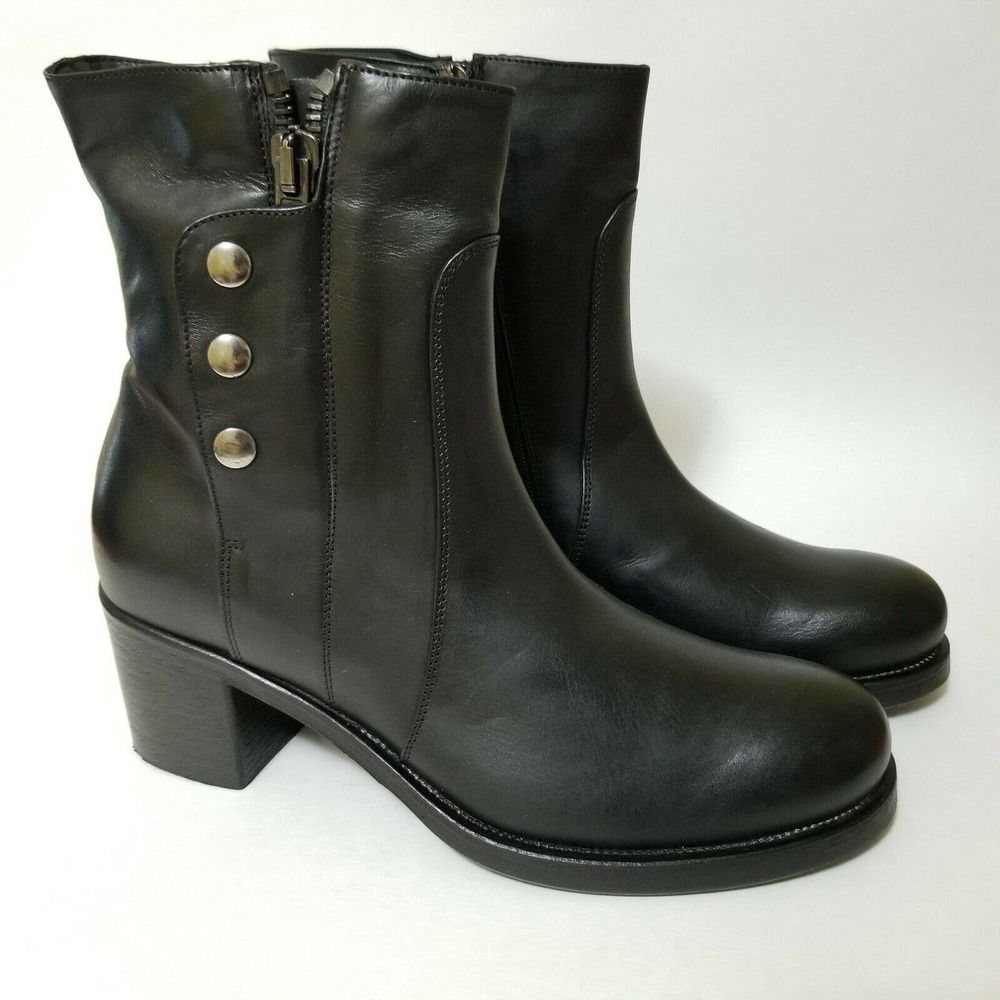 Alberto Fermani Black Leather Ankle Booties